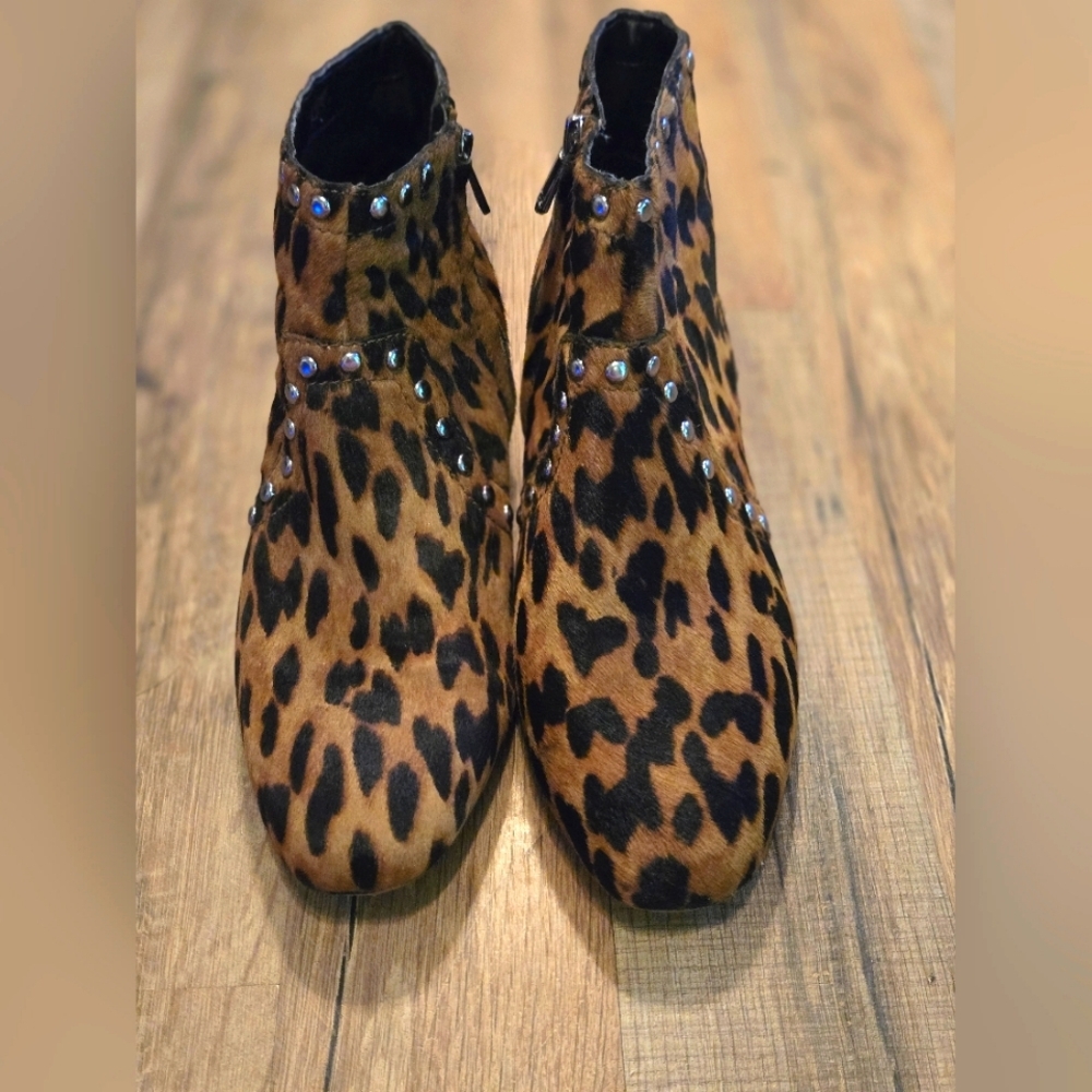 Sam Edelman Lorin Studded Haircalf Bootie Animal Print NEW Size 8.5